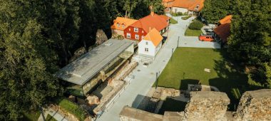 Valmieros pilis ir istorijos paroda „de Woldemer”