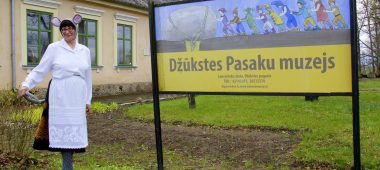 Pasakų muziejus Djukste