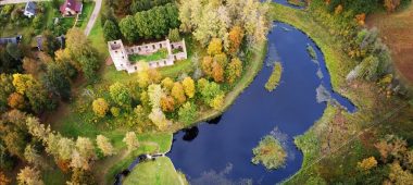 Ergemo pilies griuvėsiai