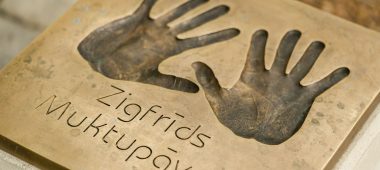 Latvijos muzikantų šlovės alėja