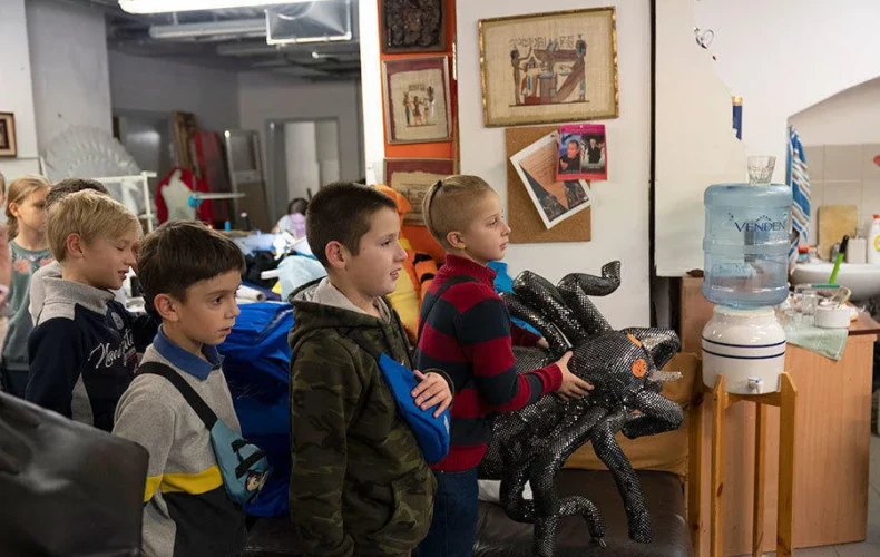 skolenu-ekskursija-cehove-teatri-riga-012